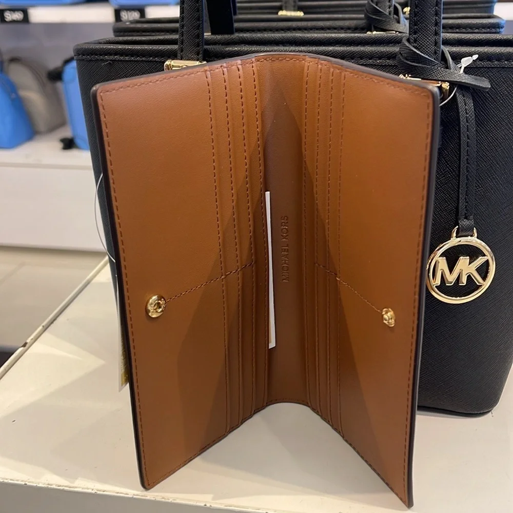 Michael Kors Reed Lg Bifold Pebbled Leather Snap Wallet Card Case 
Luggage 
NWT - Picture 6 of 16